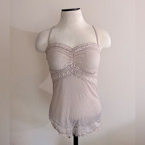 Gilligan & O’Malley Light Mauve Pink Lace Cami Bodysuit Large NWOT